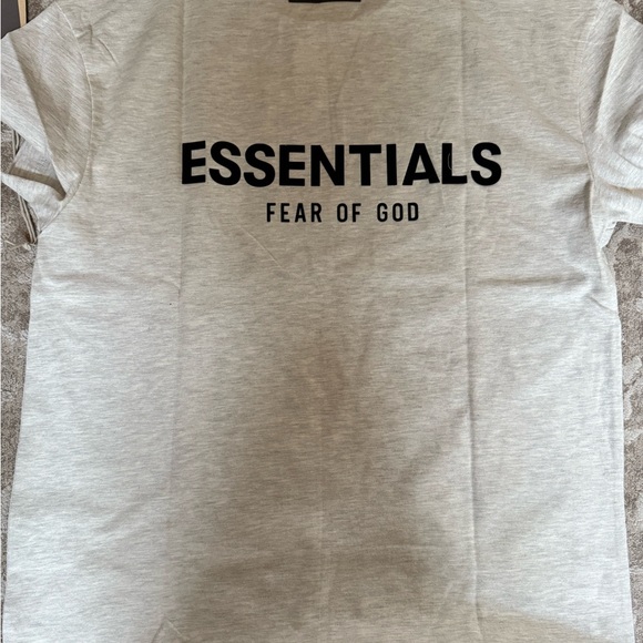 Fear of God Essentials Light Oatmeal Tee - Picture 4 of 6
